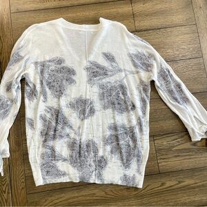 NIC+ZOE Light Gray Knit Top LARGE